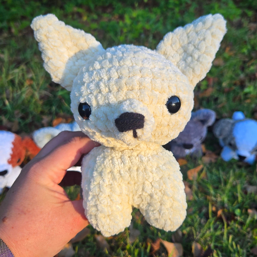 Crochet Dog Plush Toy: Customizable Amigurumi Puppy, Floppy or Pointed Ears