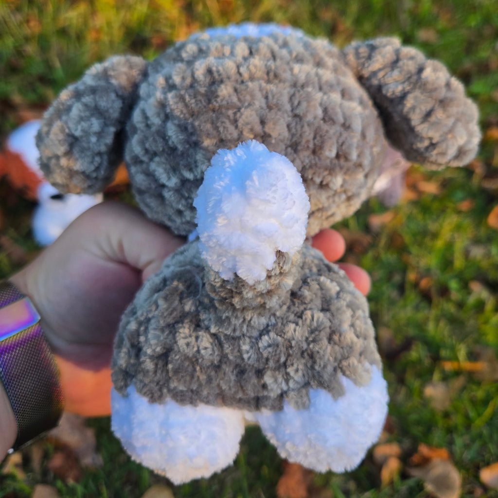 Crochet Dog Plush Toy: Customizable Amigurumi Puppy, Floppy or Pointed Ears