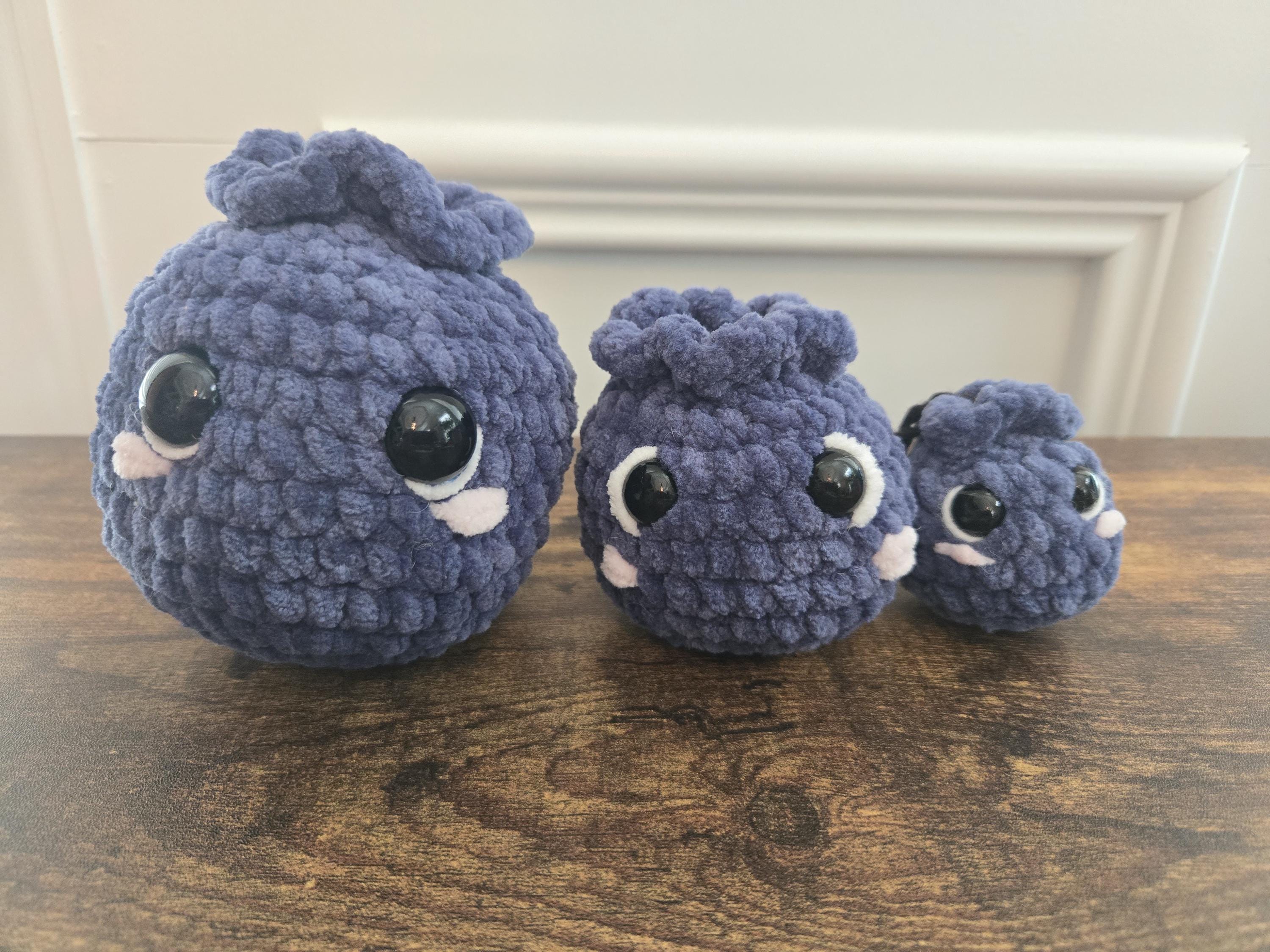 Crocheted Blueberry Plush Toy: Kawaii Amigurumi Fruit Decor, Handmade Stuffed Toy.