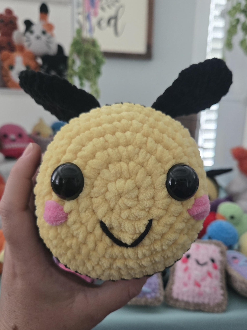Crochet Bee Plush Toy: Handmade Amigurumi Bumblebee, Chenille Yarn Stuffed Animal (6in x 5in).