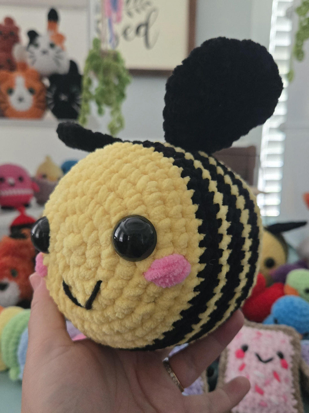 Crochet Bee Plush Toy: Handmade Amigurumi Bumblebee, Chenille Yarn Stuffed Animal (6in x 5in).