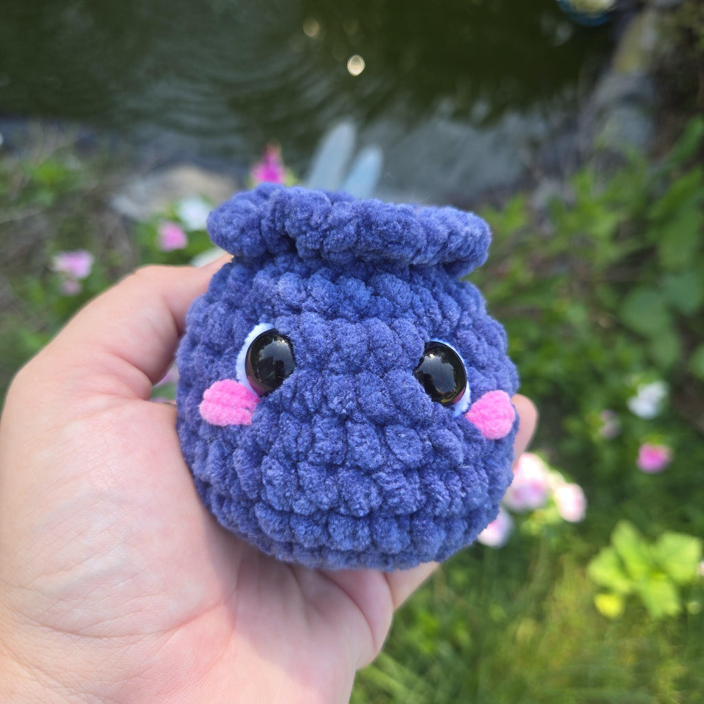Crocheted Blueberry Plush Toy: Kawaii Amigurumi Fruit Decor, Handmade Stuffed Toy.