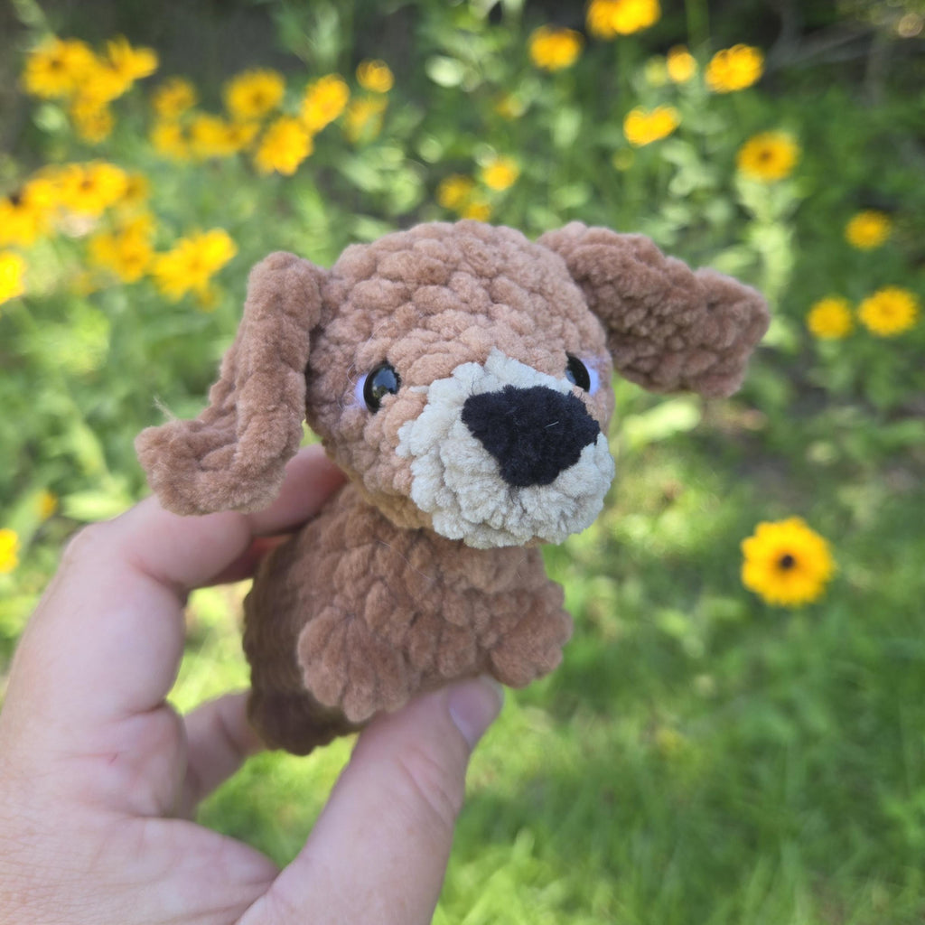 Mini Crochet Dachshund Plush: Chenille Wiener Dog Stuffed Animal with Sweater