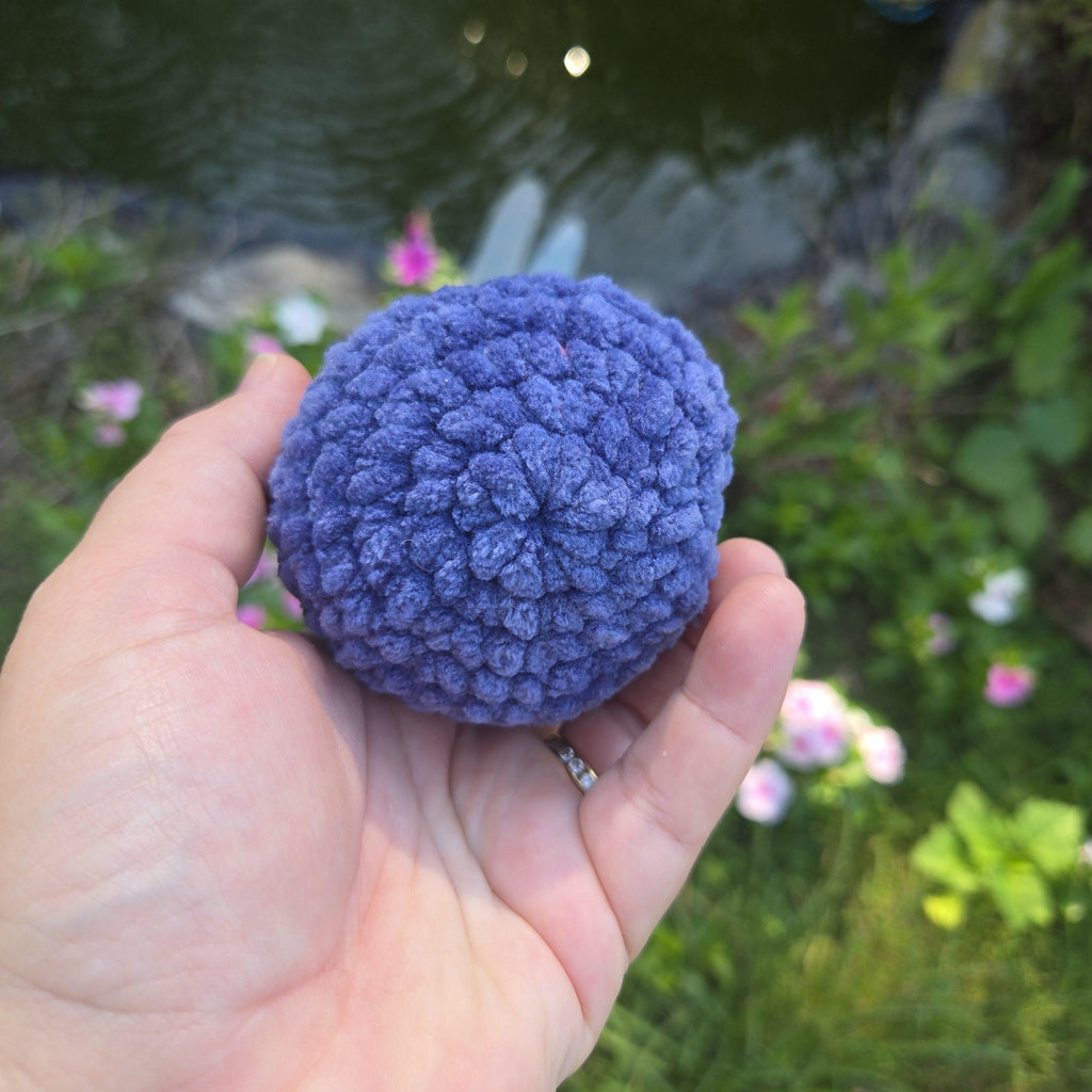 Crocheted Blueberry Plush Toy: Kawaii Amigurumi Fruit Decor, Handmade Stuffed Toy.