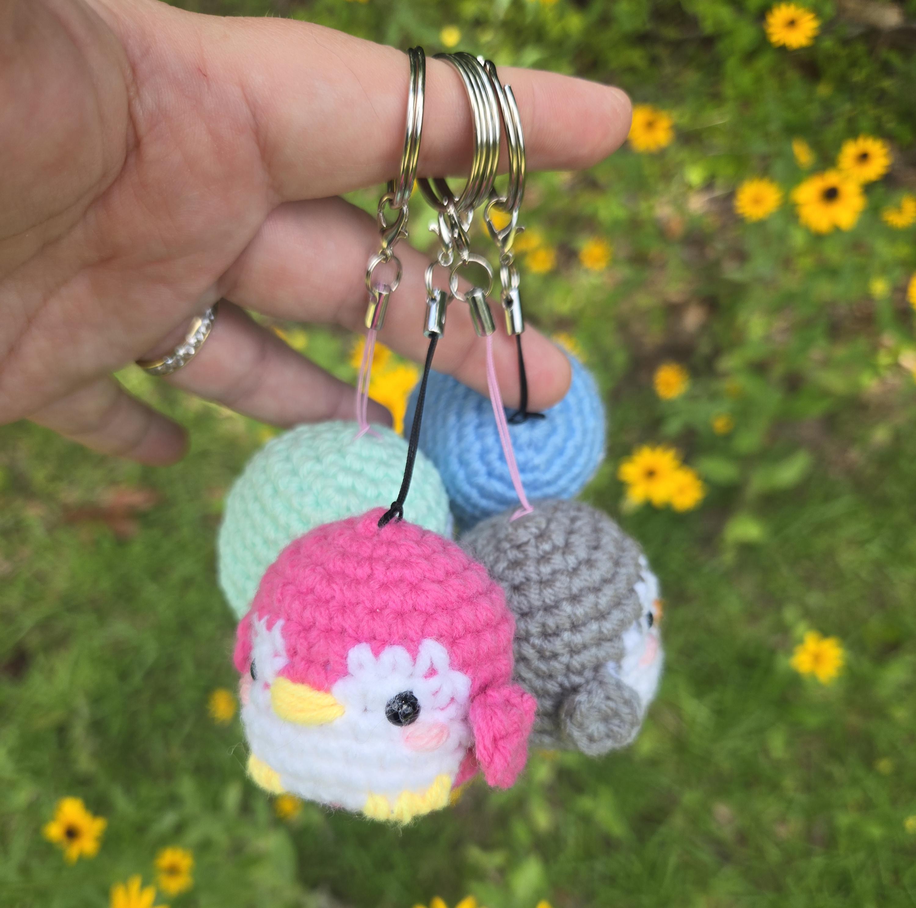 Crochet Penguin Keychain Amigurumi Animal Bag Charm – Acrylic Yarn Winter Accessory