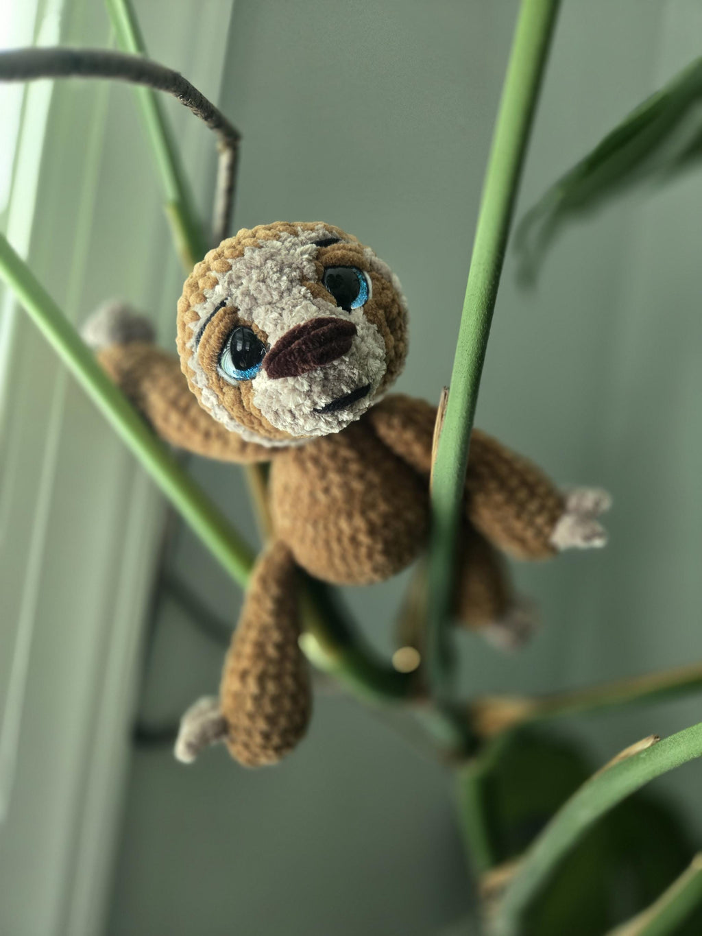 Handmade Crochet Sloth Plush: Soft Chenille Amigurumi Stuffed Animal for Sloth Lovers.