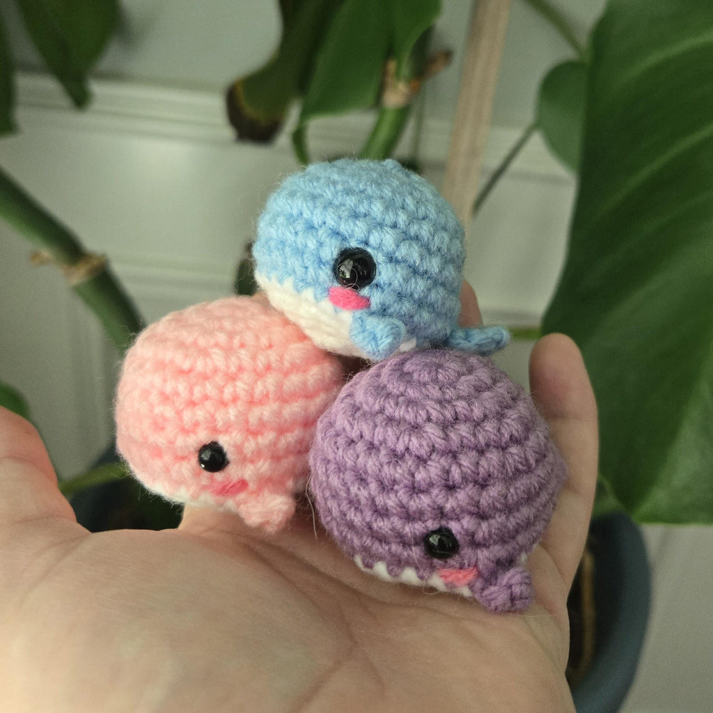 Mini Crochet Whale Plush Keychain – Handmade Ocean Animal Toy.
