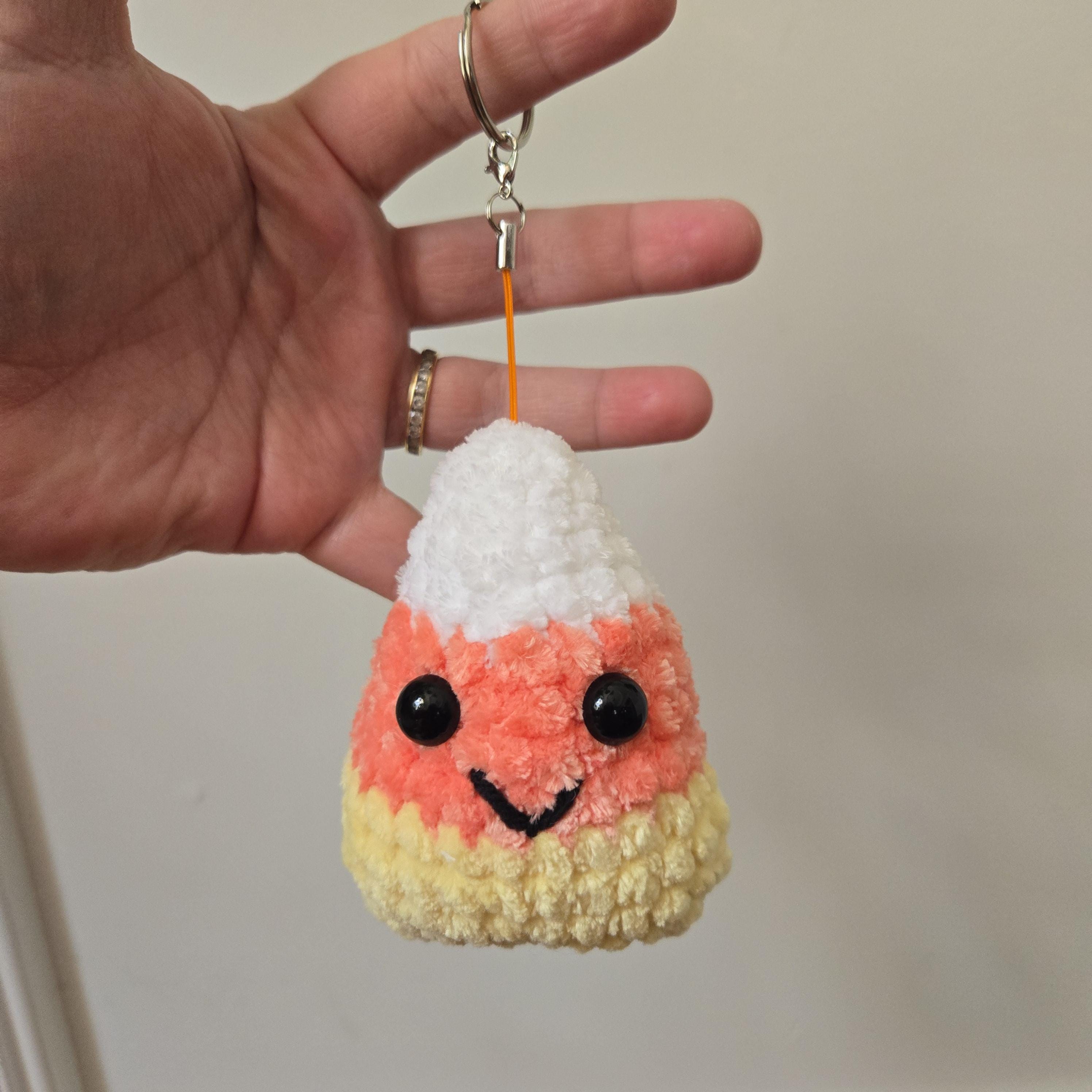 Handmade Crochet Candy Corn Keychain Plush – Smiley Face Amigurumi Accessory.