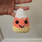 Handmade Crochet Candy Corn Keychain Plush – Smiley Face Amigurumi Accessory.