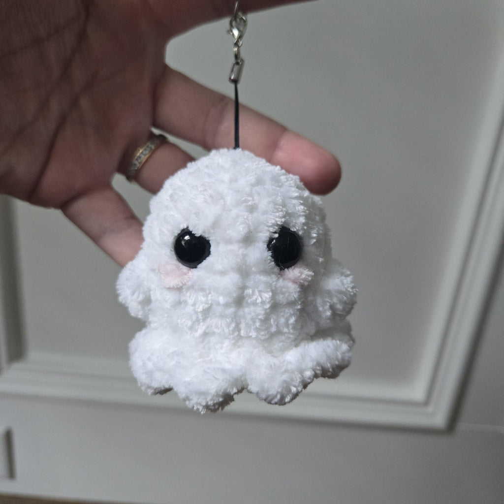 Crochet Ghost Keychain, Kawaii Halloween Amigurumi Bag Charm, Witch Hat Clasp.