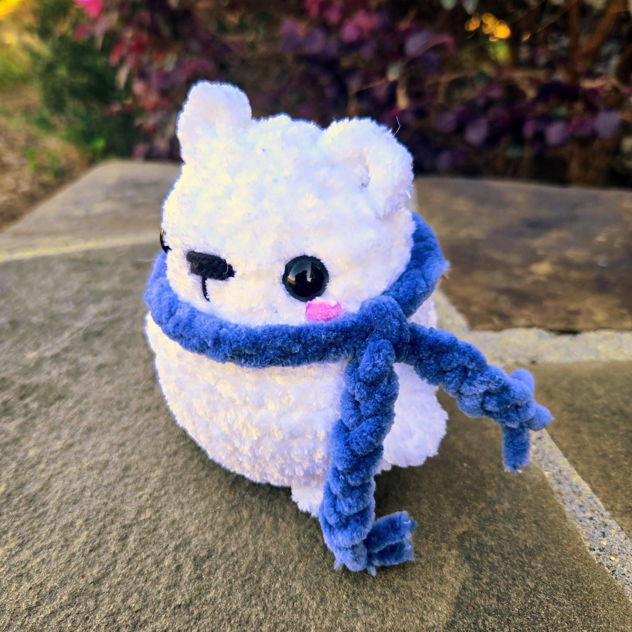 Mini Crochet Polar Bear Plush – Customizable Scarf, Winter Decoration, Stocking Stuffer
