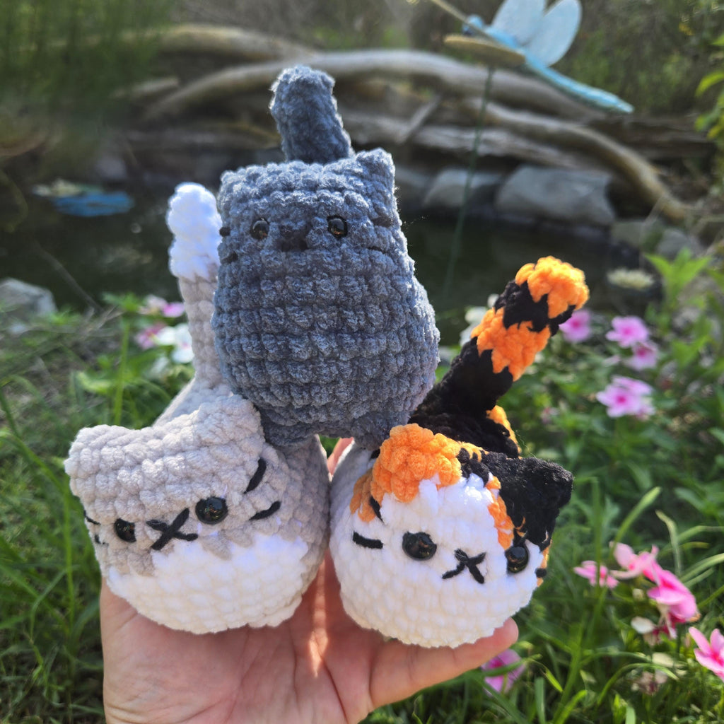 Handmade Chenille Crochet Cat Plush: Amigurumi Kitty.