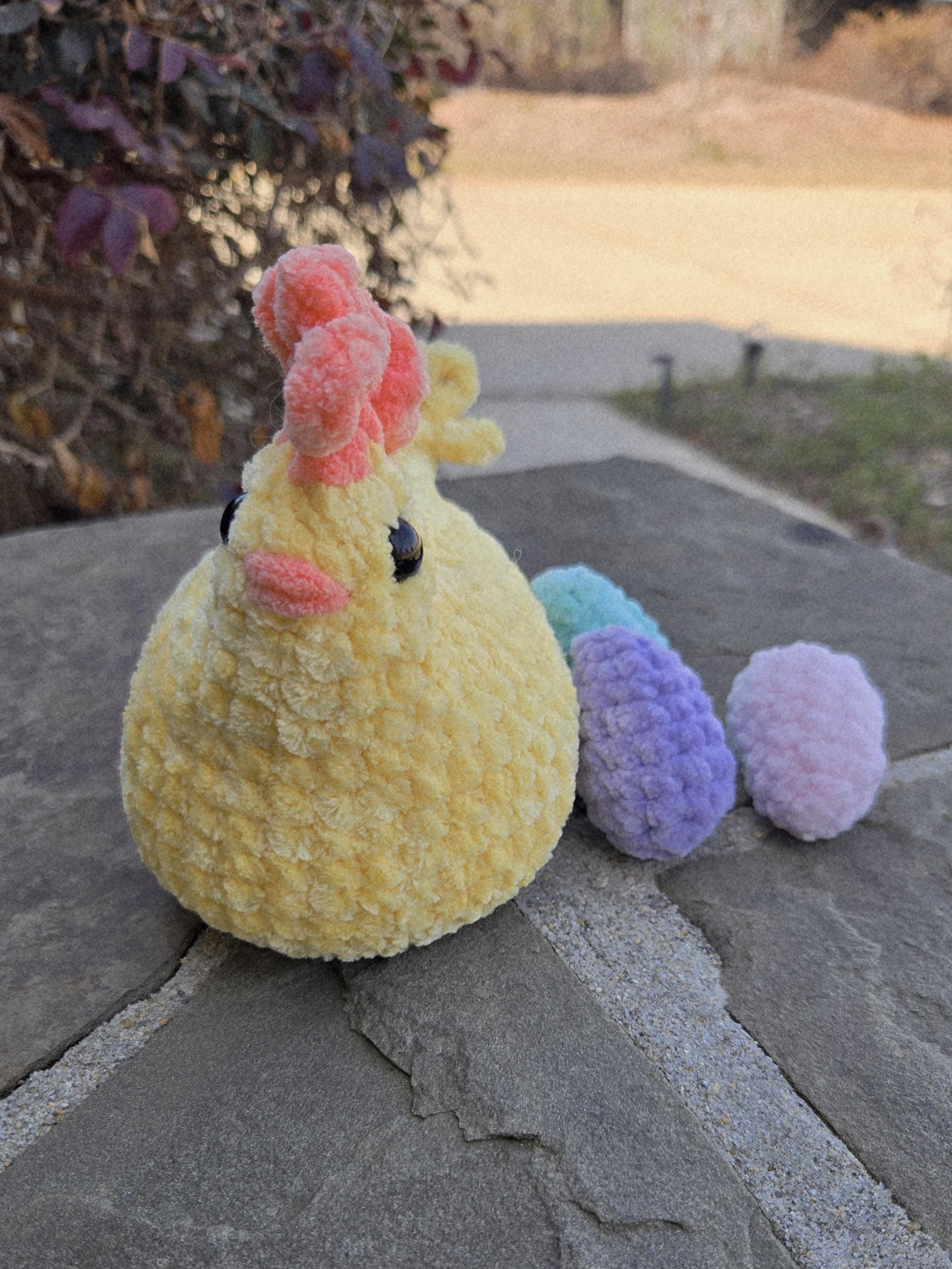 Crocheted Chicken Plush with Eggs – Interactive Farm Toy, Nursery Decor.
