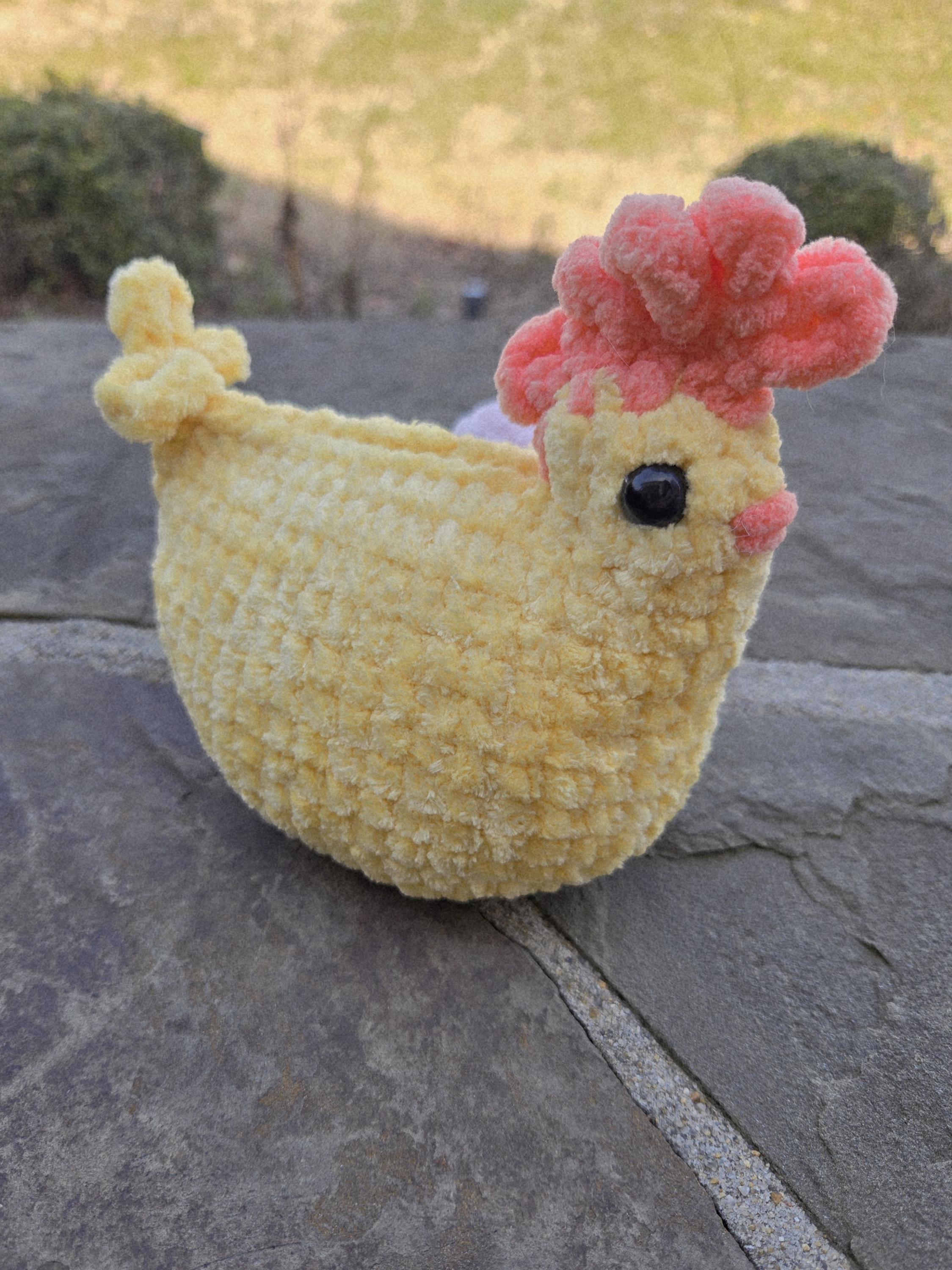 Crocheted Chicken Plush with Eggs – Interactive Farm Toy, Nursery Decor.
