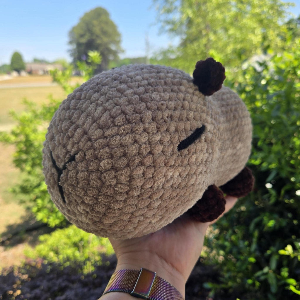 Crochet Capybara Plush Mom and Baby Set, Handmade Amigurumi Animal Toy.